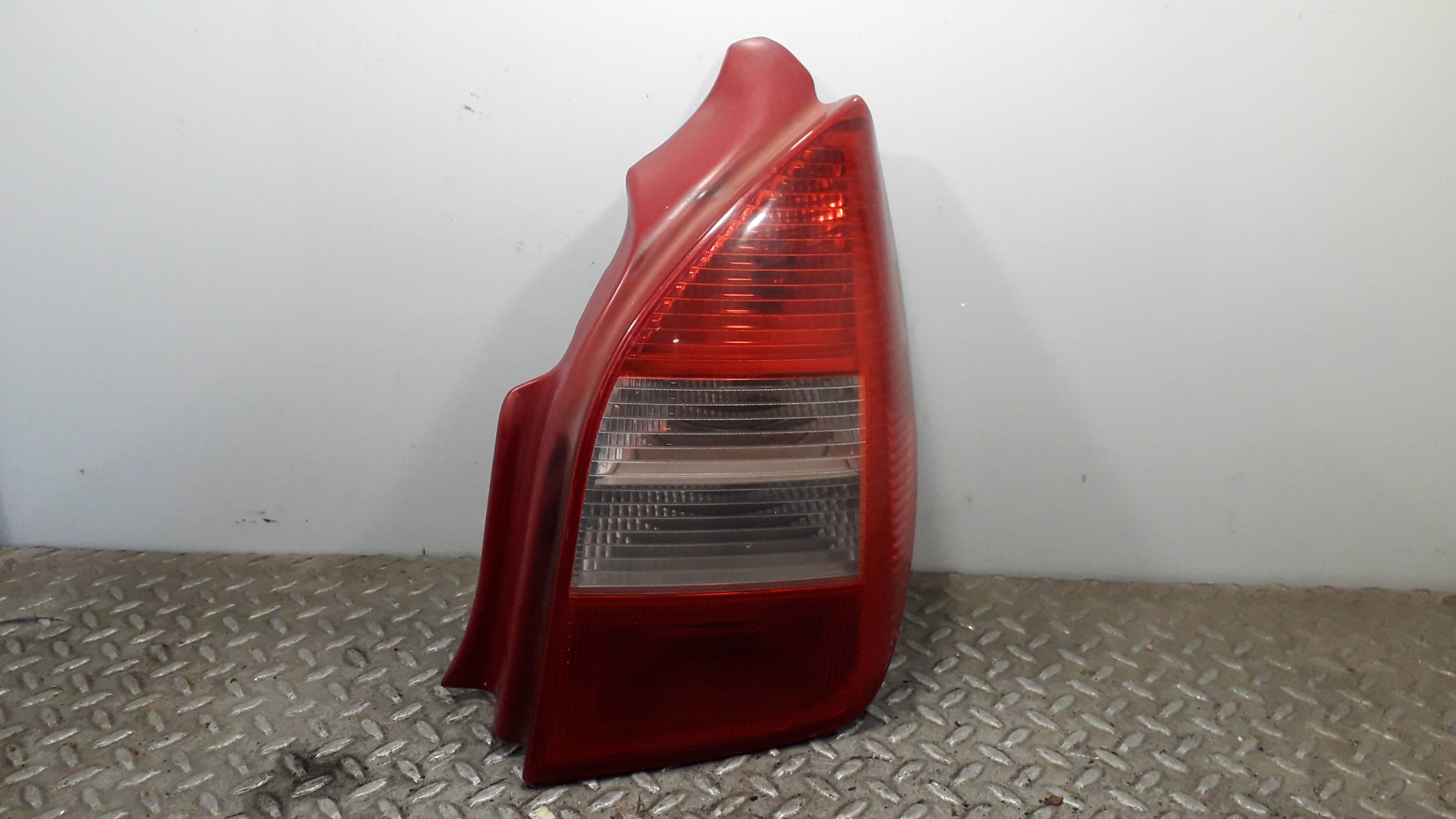 CITROËN C2 1 generation (2003-2009) Rear Right Taillight Lamp 20811917