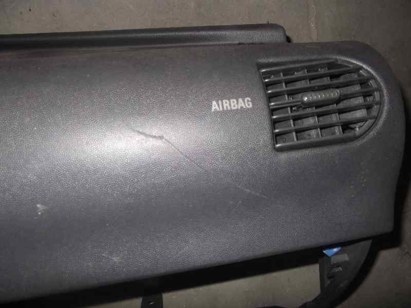 Salpicadero Z13DT 51KW de Opel Tigra twin top 2004-2010 69 CV con 1 km - pieza usada