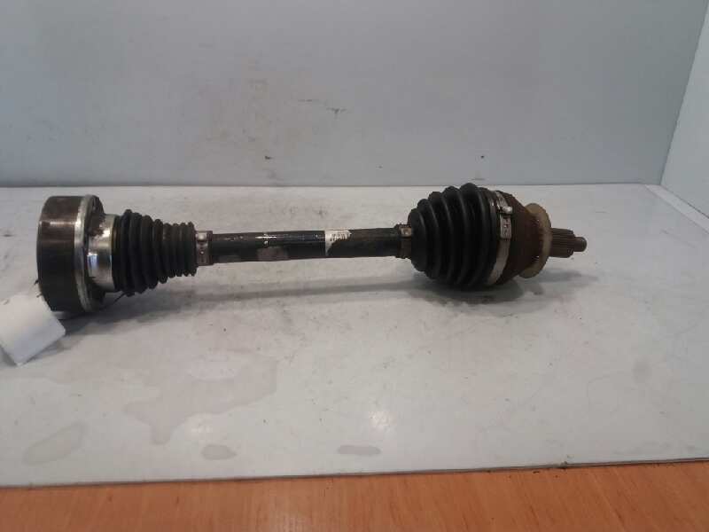 SEAT Ibiza 4 generation (2008-2017) Arbre de transmission avant gauche 6R0407761A 18752930