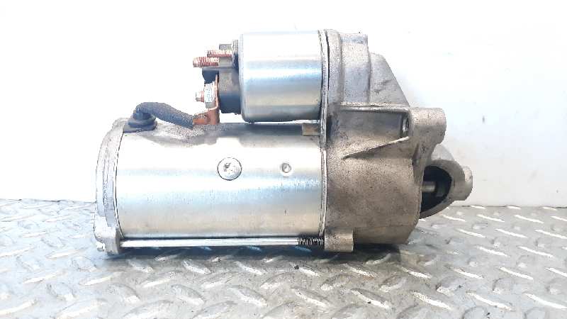 Démarreur F9Q D8 88KW 8200628419 de Renault Grand scénic ii (jm0/1_) 2004-2006 120 CV con 1 km - pieza usada