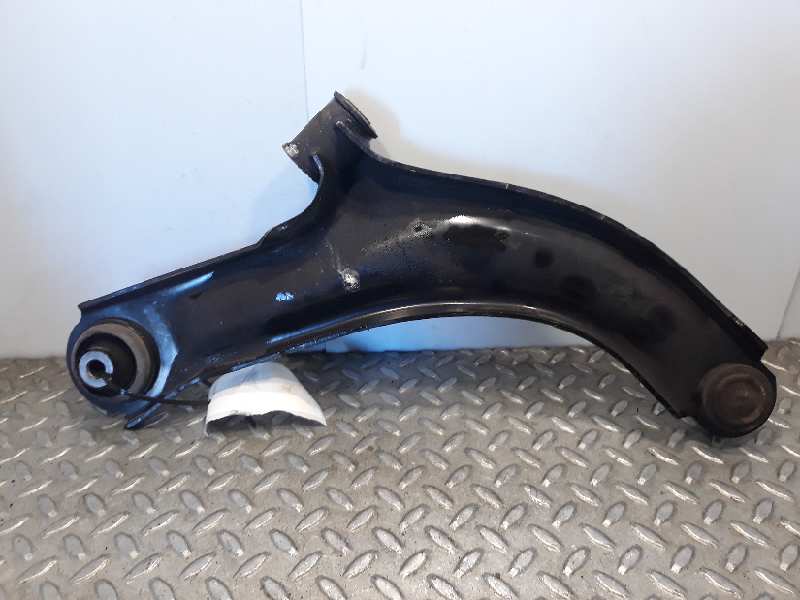 RENAULT Clio 3 generation (2005-2012) Front Left Arm 8200744091 23296704