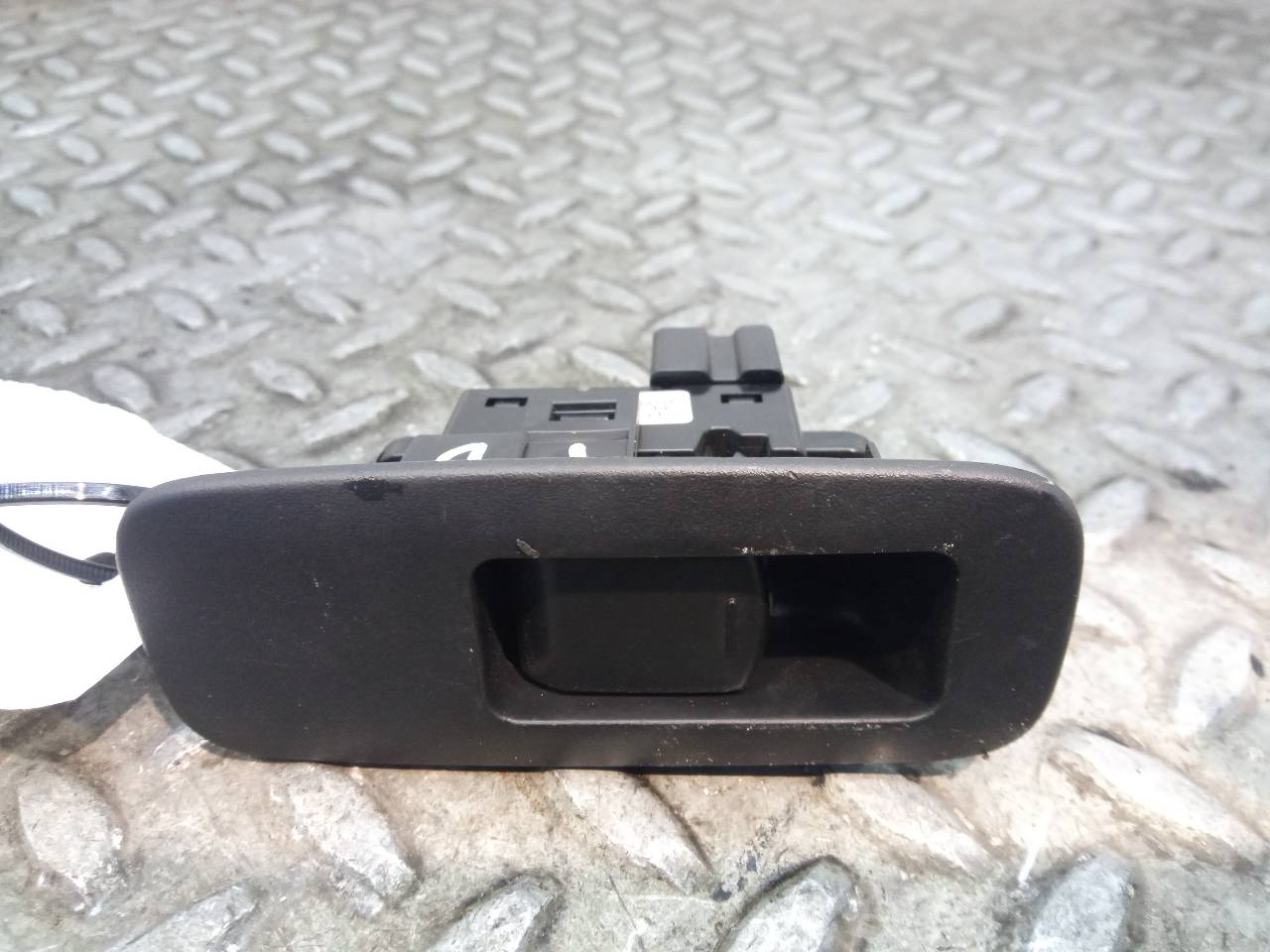 NISSAN Qashqai 1 generation (2007-2014) Rear Right Door Window Control Switch 25411JD000 23707689