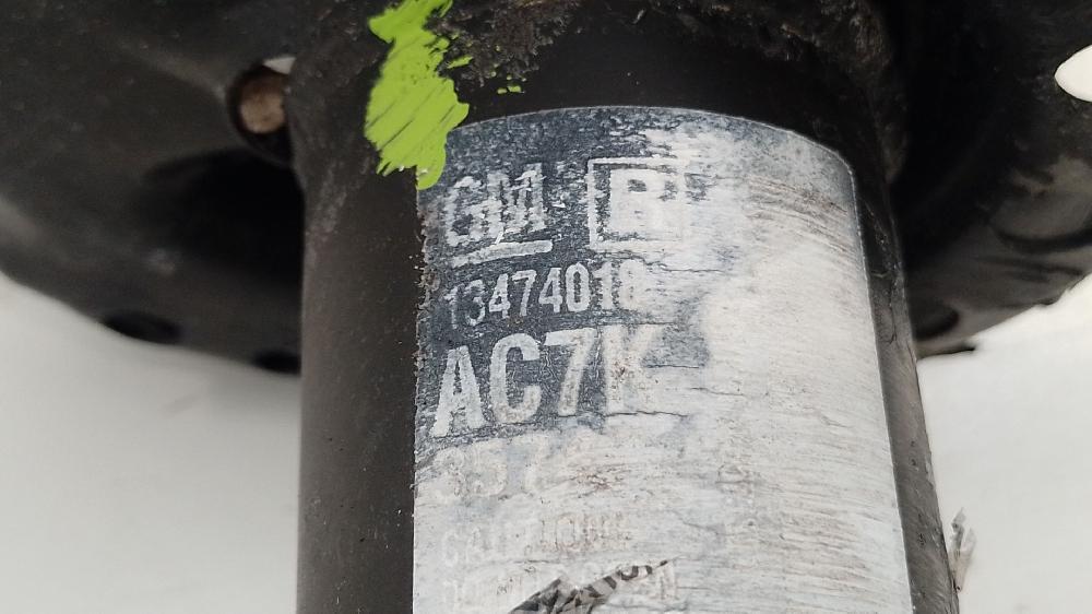 Amortiguador delantero derecho B 16 DTL 13474018 de Opel Astra j (p10) 2009-2015 110 CV - pieza usada