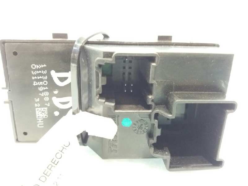 Mando elevalunas delantero derecho A20DTH 13301886 de Opel Insignia a sedán (g09) 2008-2017 131 CV con 1 km - pieza usada