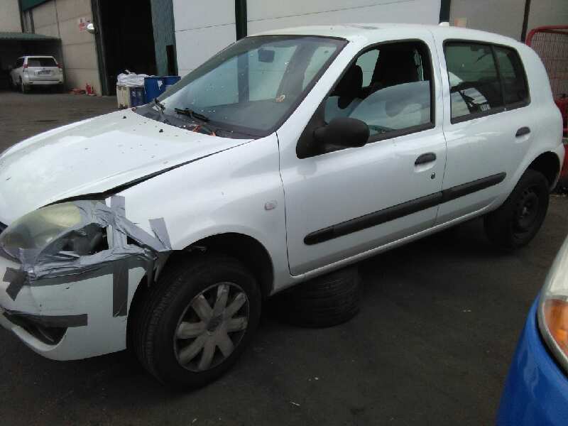 RENAULT Clio 2 generation (1998-2013) Права задня фара 8200917487 18710967