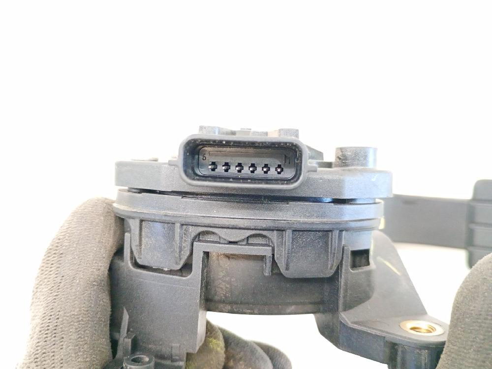 Potenciómetro pedal D4F 728,D4F 740 180029347R de Renault Clio iv (bh_) 2012-0 73 CV - pieza usada