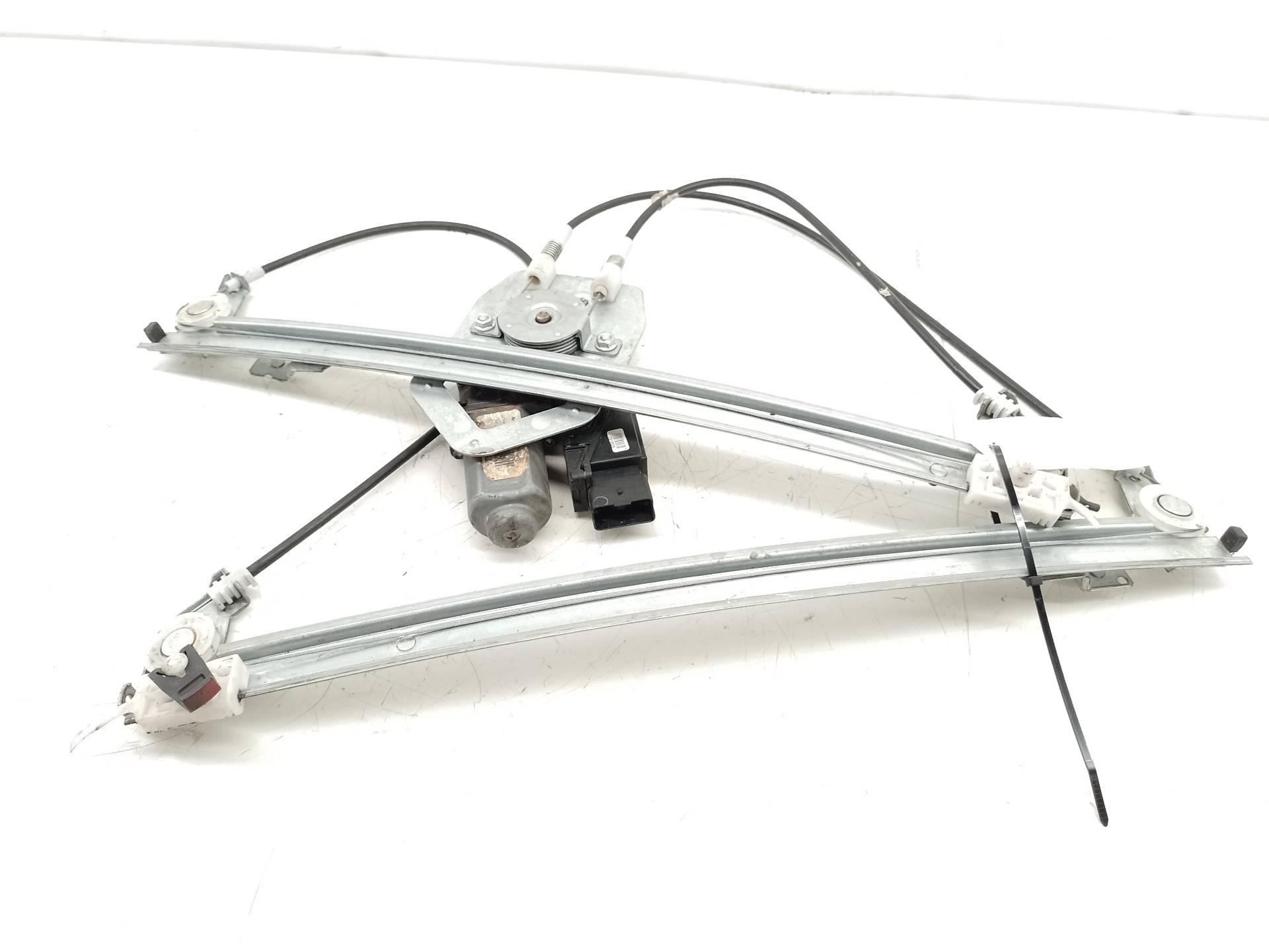 BMW 5 Series F10/F11 (2009-2017) Front Left Door Window Regulator 8200722832 25427508