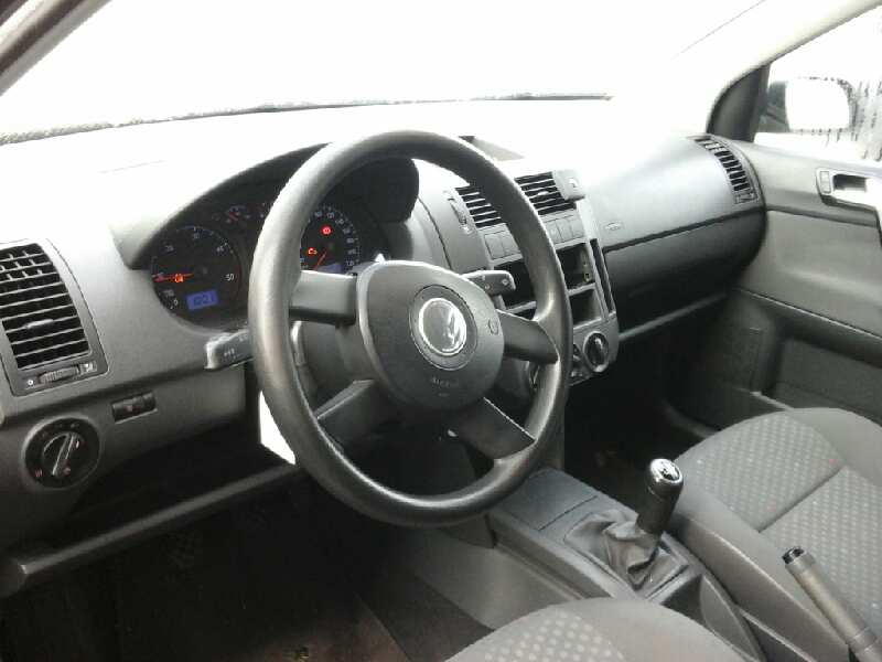 VOLKSWAGEN Polo 4 generation (2001-2009) Other Body Parts 6Q1721503D 23294216