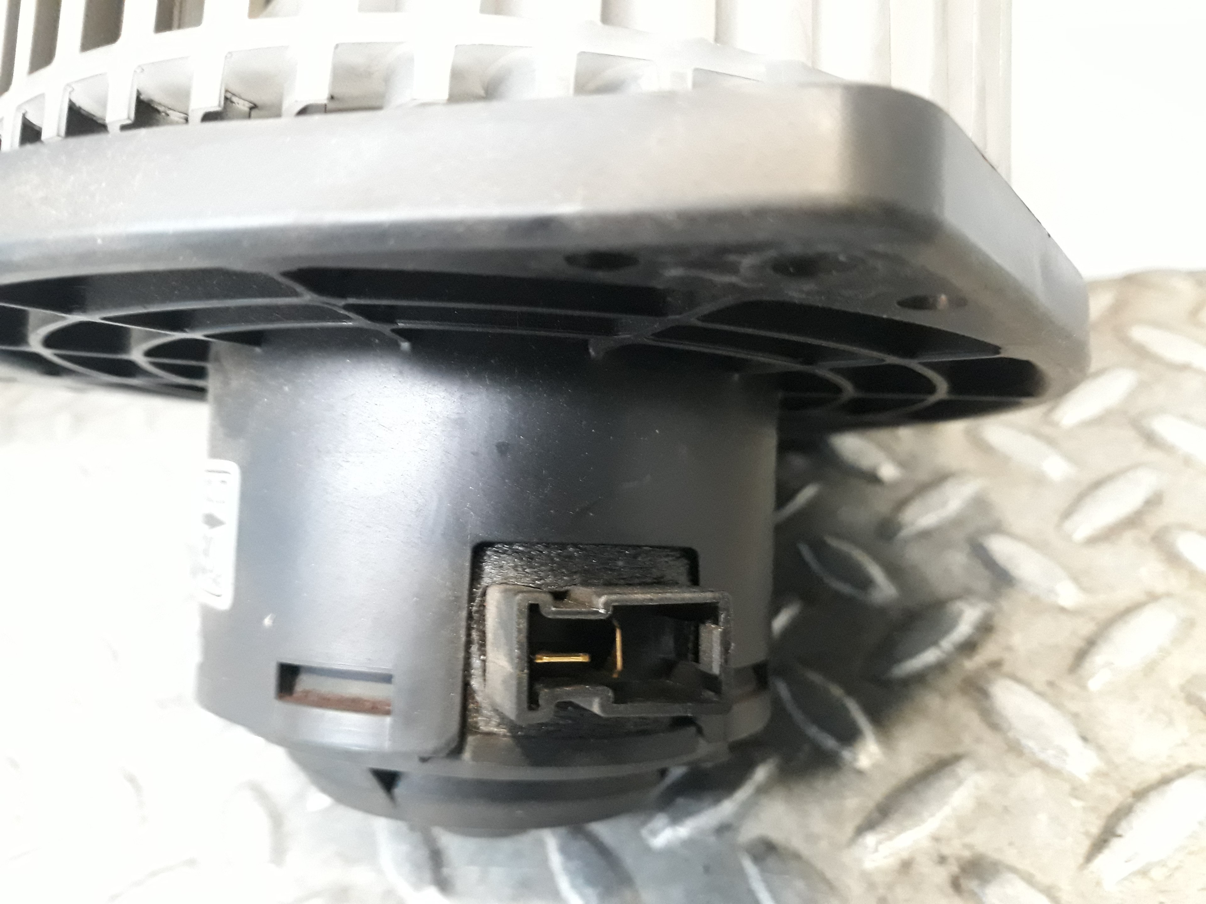 SSANGYONG Rodius 1 generation (2004-2010) Heater Blower Fan 40510402,7J30,A100R 18779441