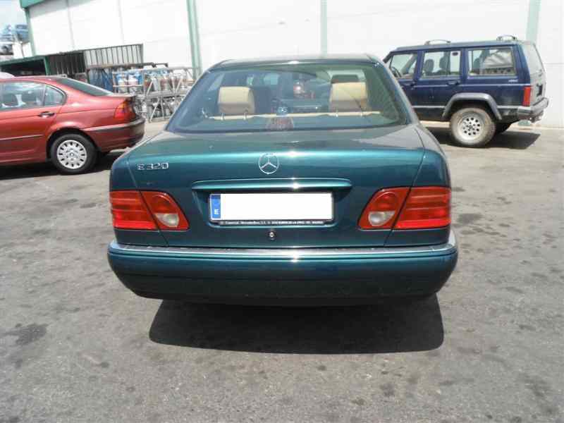 MERCEDES-BENZ E-Class W210 (1995-2002) Охлаждающий радиатор 2108300570 24761874