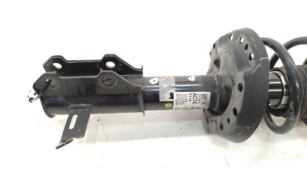 Amortiguador delantero derecho B 16 DTL 13474018 de Opel Astra j (p10) 2009-2015 110 CV con 166859 km - pieza usada