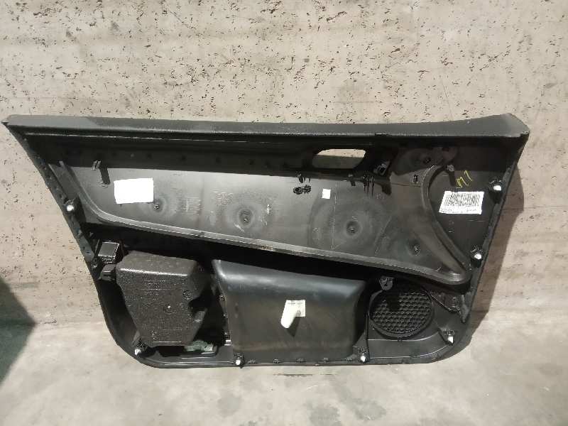 Guarnecido de la puerta delantera derecha RHR(DW10BTED4) de Peugeot 407 2004-2011 136 CV con 1 km - pieza usada