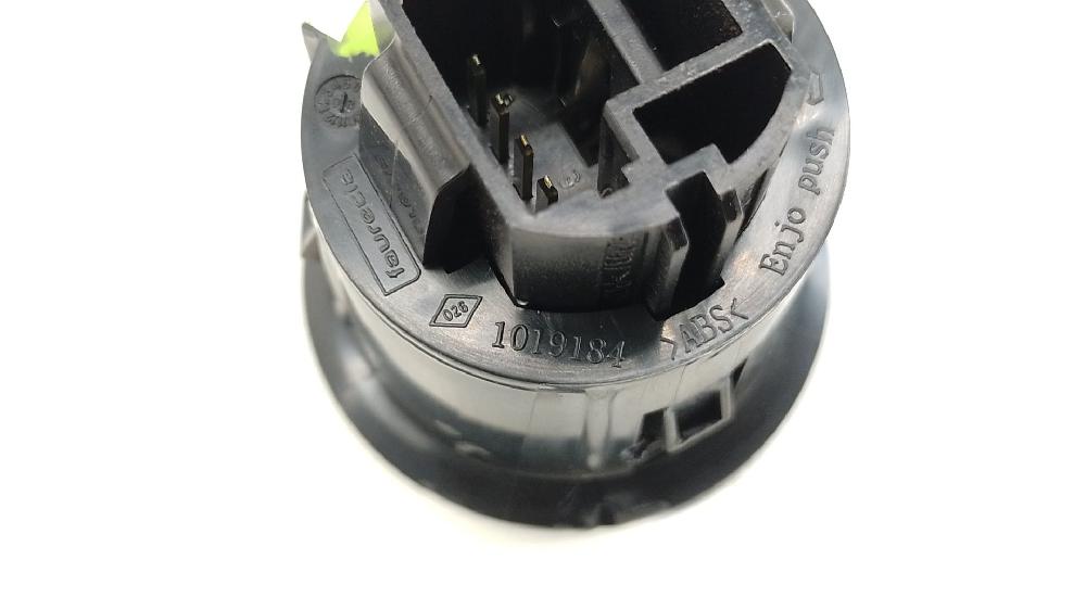 Boton start/stop K4M R8 1019184 de Renault Scenic iii (jz0/1_) 2008-0 110 CV - pieza usada