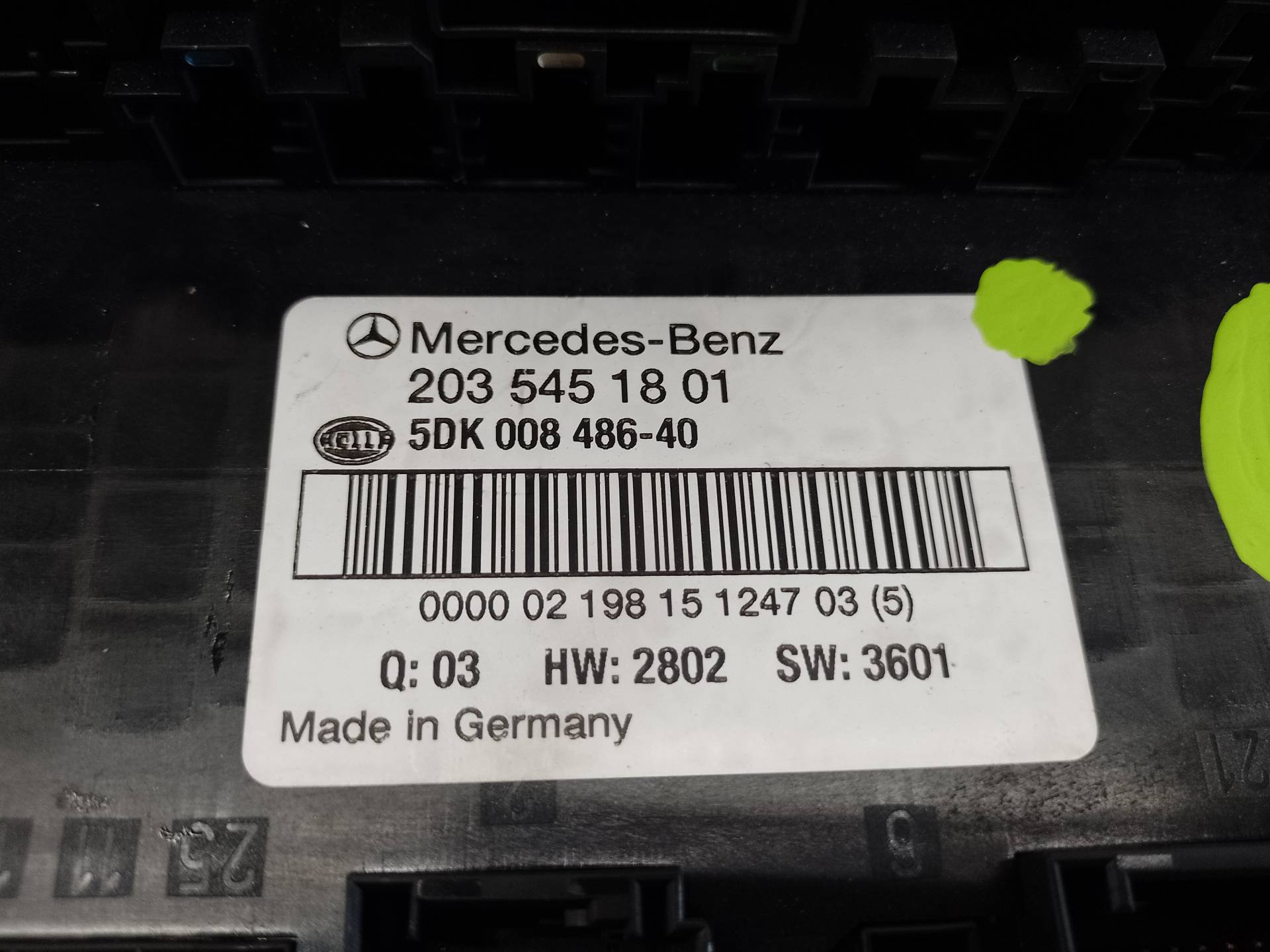 MERCEDES-BENZ C-Class W203/S203/CL203 (2000-2008) Sulakekaappi 2035451801 25391586