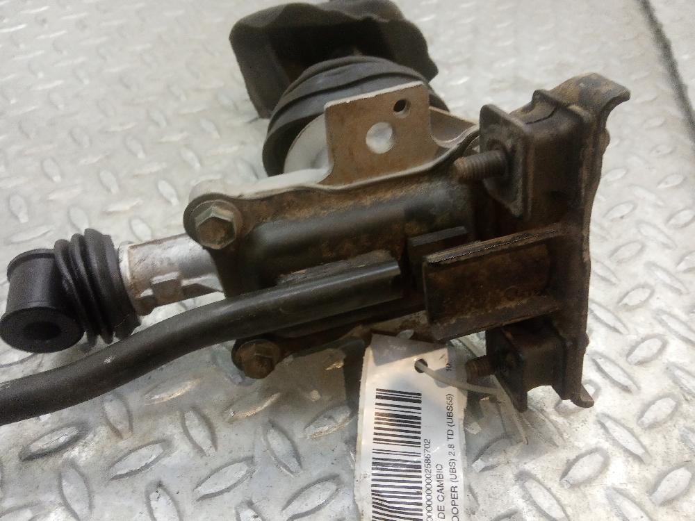Palanca de cambio 4JB1 de Isuzu Trooper 1983-0 97 CV - pieza usada