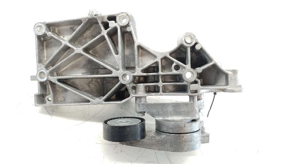 Soporte alternador BKP 03G903143A de Volkswagen Passat b6 (3c2) 2005-2008 140 CV - pieza usada