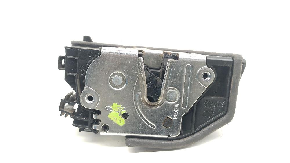 Cerradura puerta delantera derecha N47 D20 C 7229458 de Bmw 5 gran turismo (f07) 2010-2017 184 CV - pieza usada