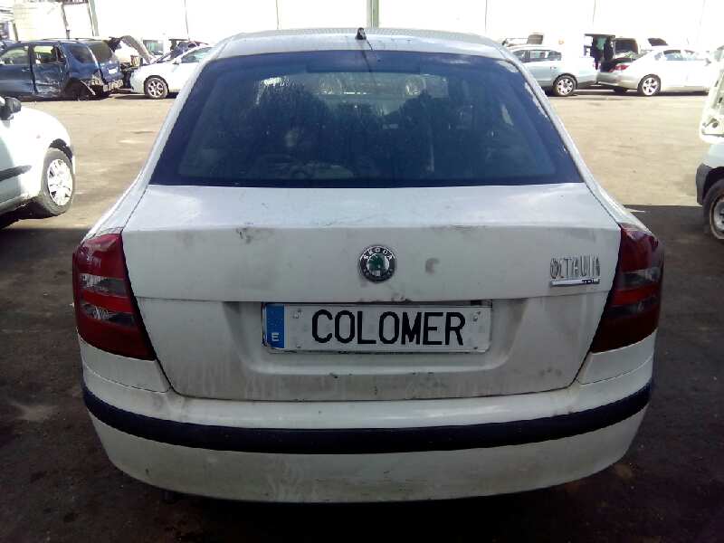 SKODA Octavia 2 generation (2004-2013) Olajszivattyú 038115105C 18670348