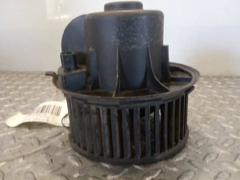 Motor calefacción 93BW18515AB de Ford Mondeo berlina/familiar (fd) 1993-1996 88 CV - pieza usada