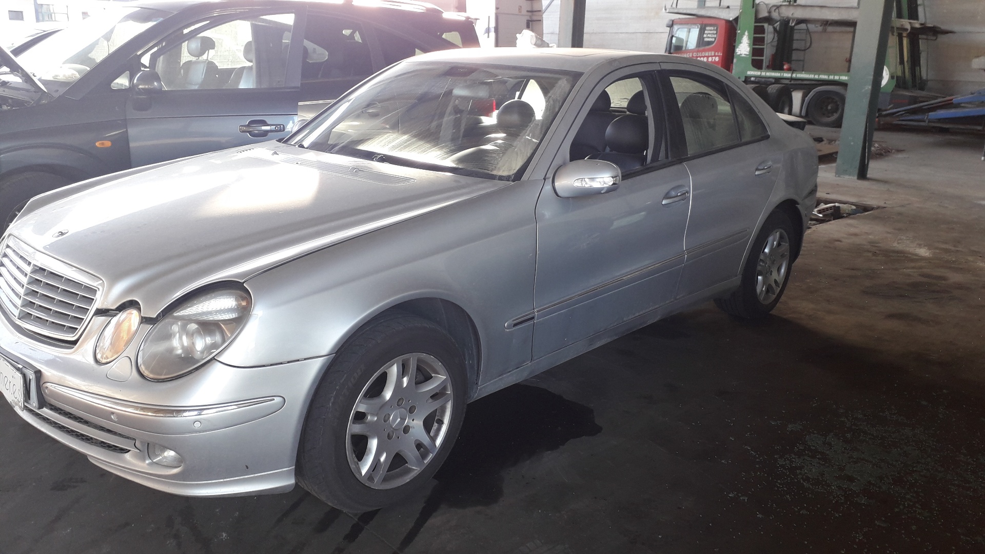 CHEVROLET E-Class W211/S211 (2002-2009) Радіатор міжкулерного охолодження A2115001002 23351270