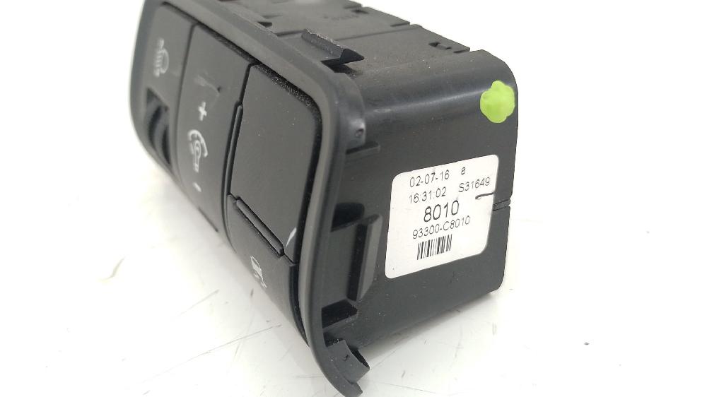 Interruptor altura de faros G4LA 93300C8010 de Hyundai I20 ii (gb, ib) 2014-0 84 CV con 212832 km - pieza usada