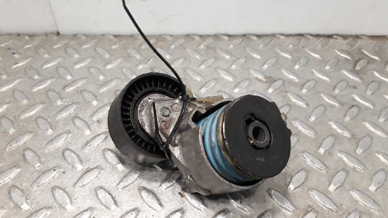 Tensor correa auxiliar K9K de Nissan Almera ii hatchback (n16) 2000-2003 82 CV con 116931 km - pieza usada