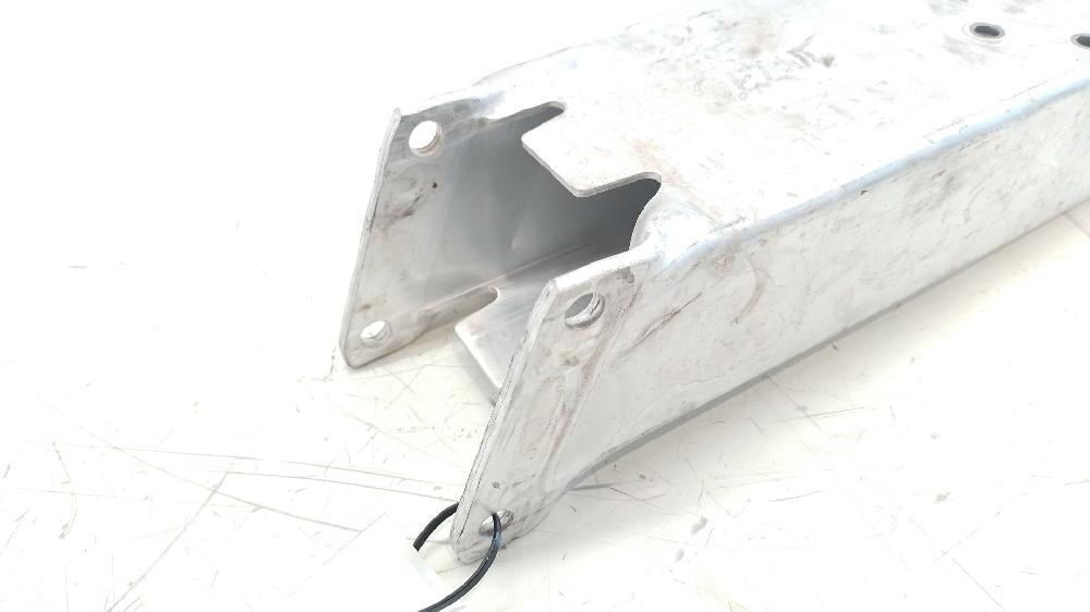 Punta del chasis delantera izquierda B47C20A 51110031013DE de Bmw X1 (f48) 2017-0 150 CV - pieza usada