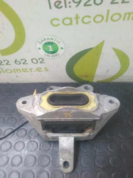 OPEL Astra J (2009-2020) Oikean puolen moottorin kiinnitys 18631472