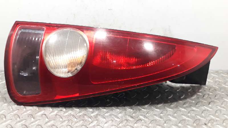 RENAULT Espace 4 generation (2002-2014) Rear Right Taillight Lamp 8200027152 23290730