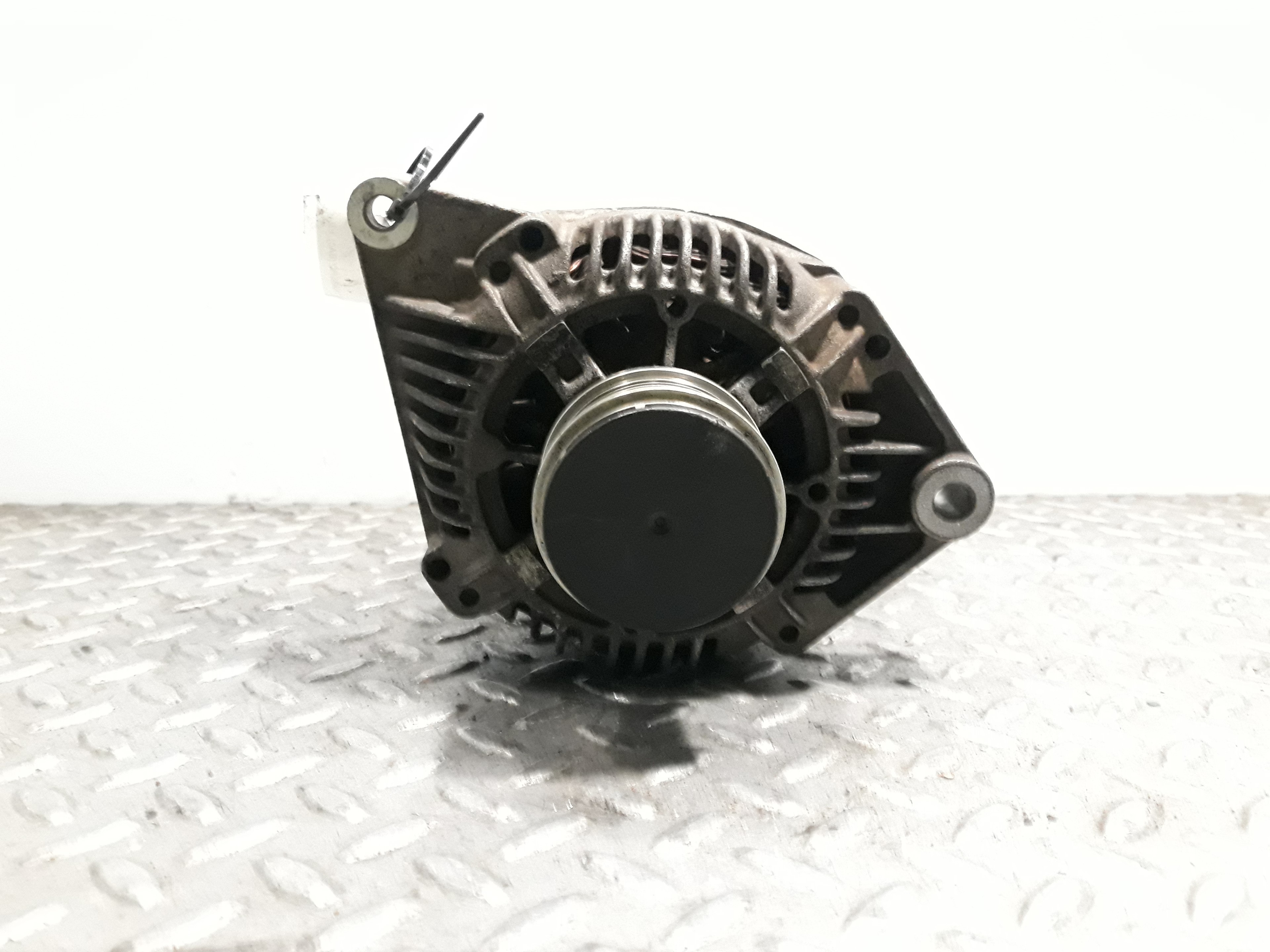 RENAULT Megane 1 generation (1995-2003) Alternator 7700431943,A13VI252,2542326B 23688953