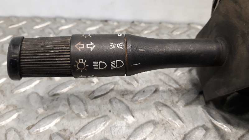 Mando multifunción 581720 de Alfa romeo 33 (905_) 1983-1989 68 CV - pieza usada