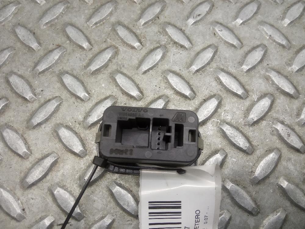 Interuptor apertura maletero D5244T (120 KW) 31264960AA de Volvo V70 iii (135) 2007-2009 163 CV con 1 km - pieza usada