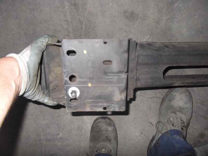 Refuerzo paragolpes delantero 425CLIRS/X de Chrysler Voyager / grand voyager iii (gs_, ns_) 1995-2001 116 CV con 1 km - pieza usada