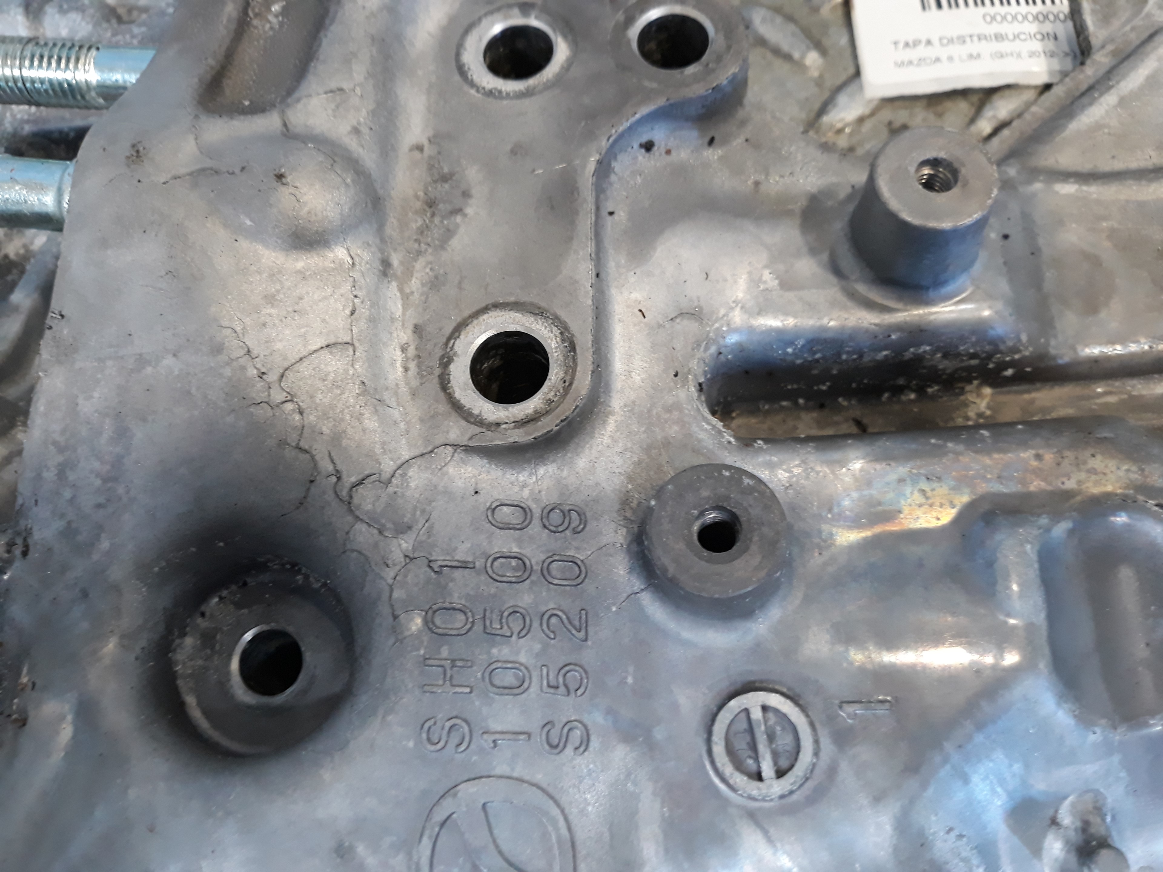 Tapa distribución SH SH0110500 de Mazda 6 lim. (gh)(.2012->) 2012-0 150 CV con 117529 km - pieza usada