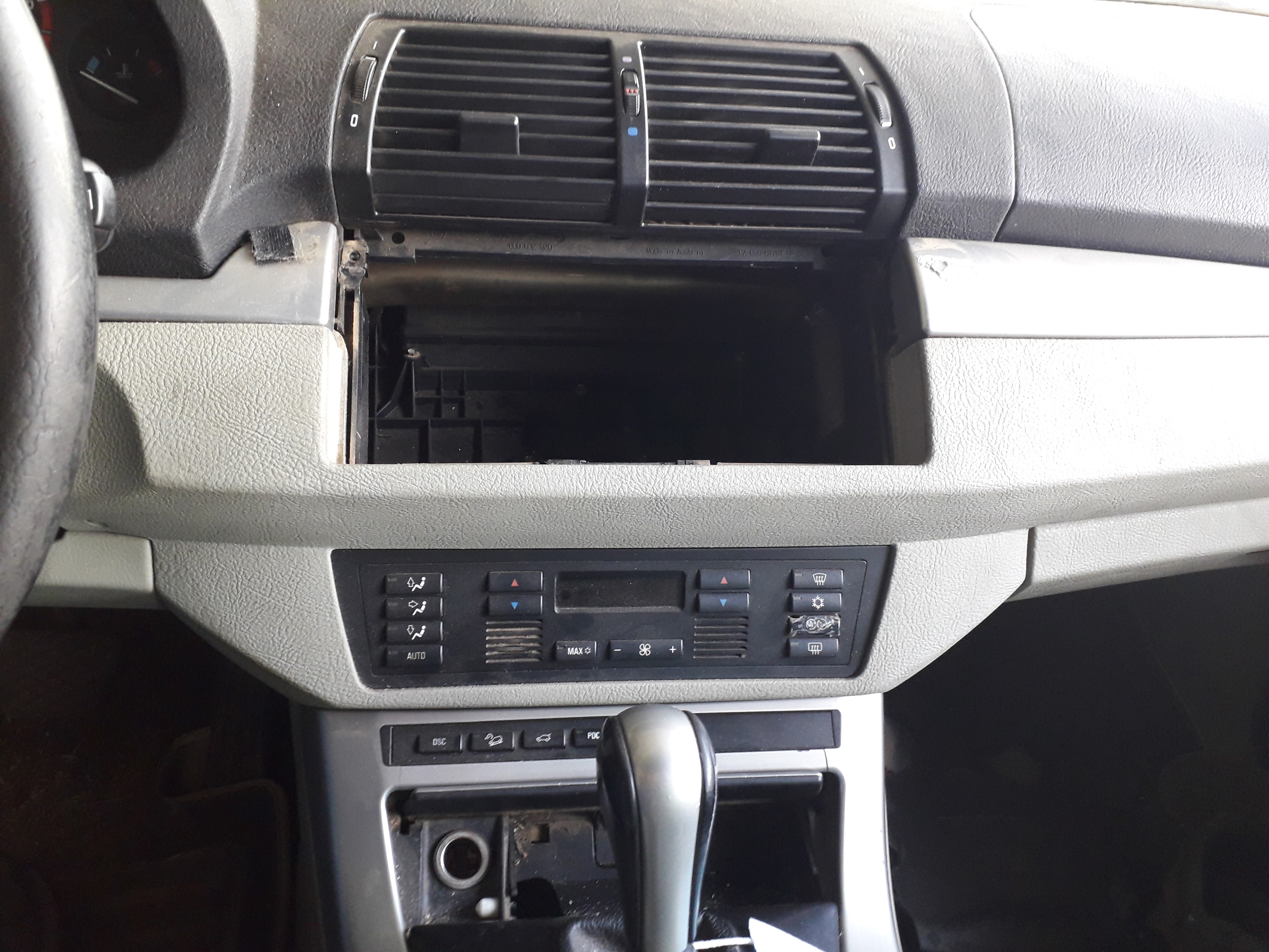 BMW X5 E53 (1999-2006) Vairo stiprintuvo radiatorius 17101439109 21465359