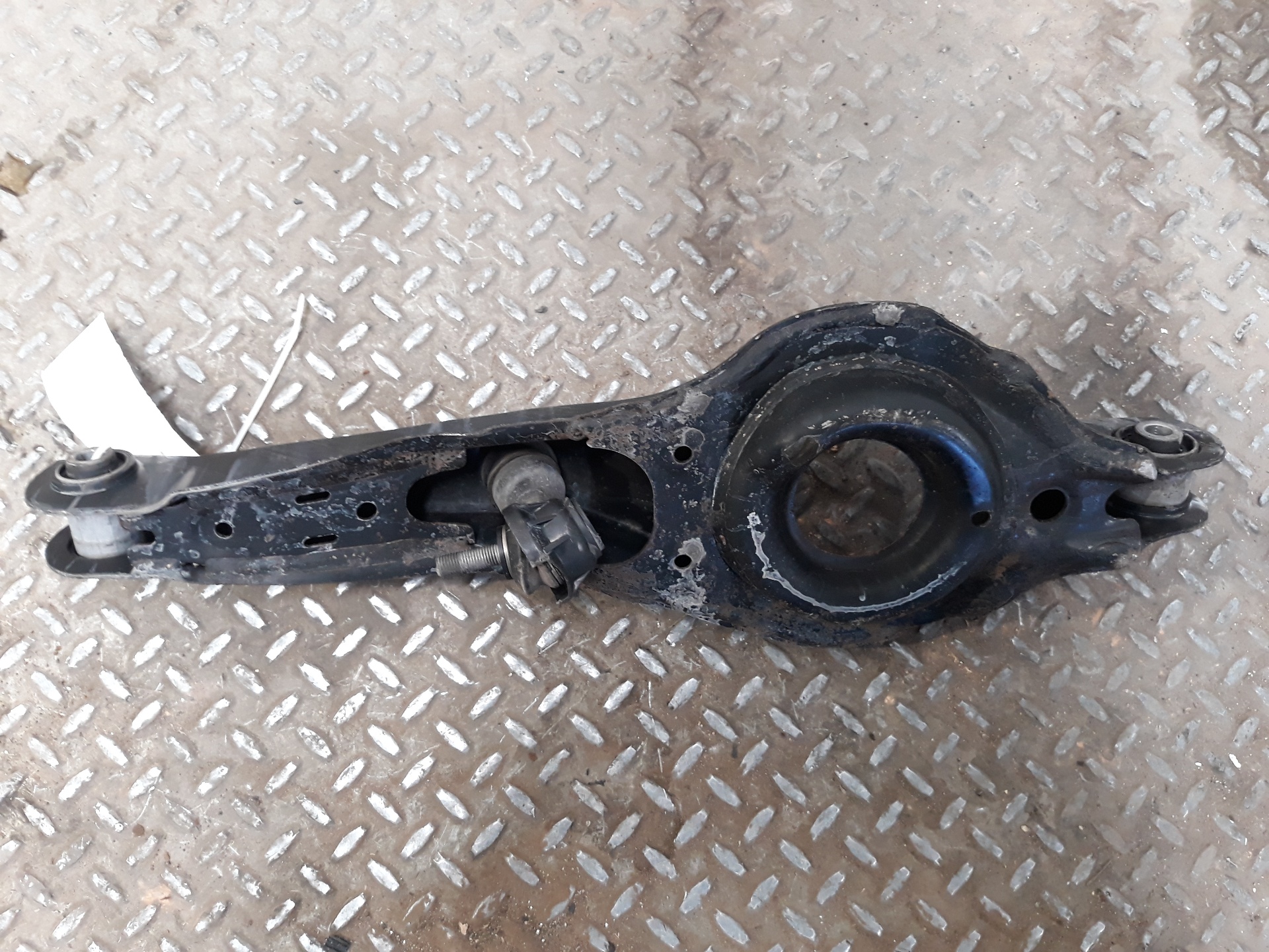 MAZDA 3 BK (2003-2009) Bakre höger arm 23328698