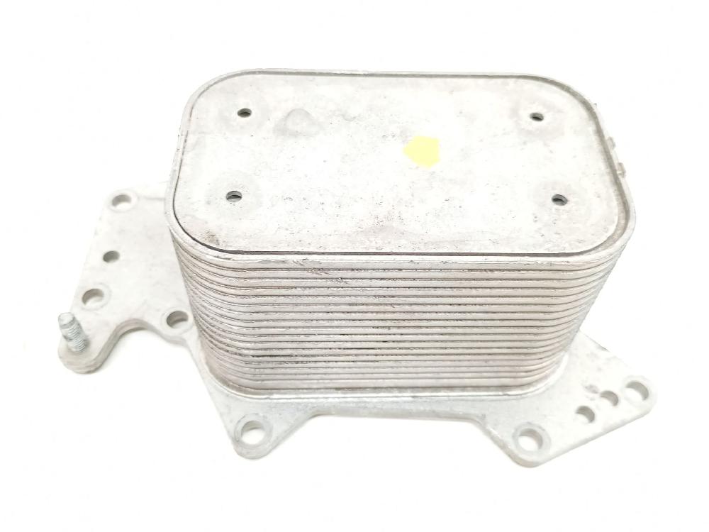 Enfriador de aceite motor CAS 059117021K de Volkswagen Touareg (7p5, 7p6) 2010-2018 240 CV - pieza usada