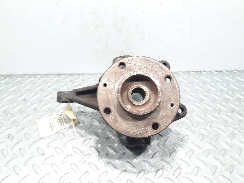 PEUGEOT 206 1 generation (1998-2009) Front Right Wheel Hub 18365741