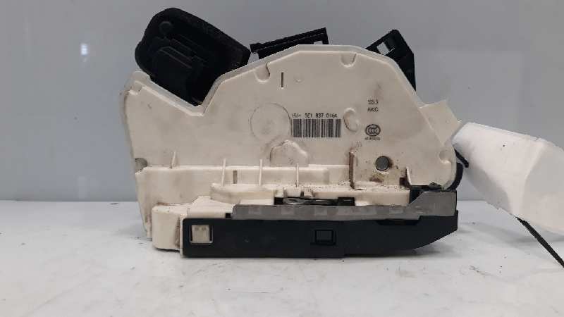 SKODA Rapid 2 generation (1985-2023) Front Right Door Lock 5E1837016A 18673452