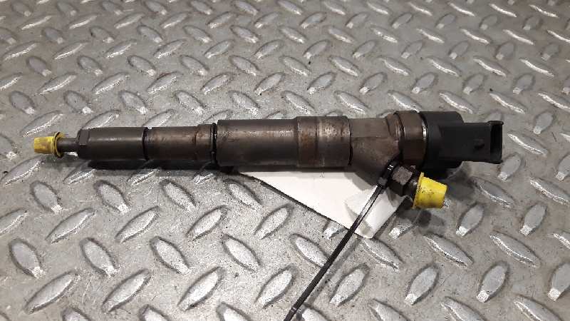 BMW 7 Series E38 (1994-2001) Fuel Injector 0445110028, 2354000 23280727