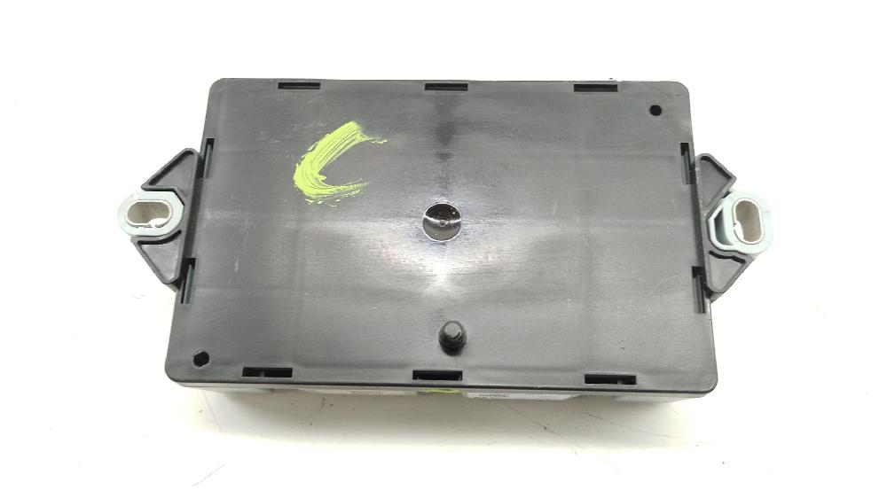 Caja de relés / fusibles 204DTD CPLA14Q073AA de Jaguar Xf (x260) 2015-0 180 CV con 254353 km - pieza usada