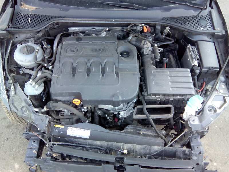 SEAT Leon 3 generation (2012-2020) Air Condition Pump 5Q0820803K 18652448