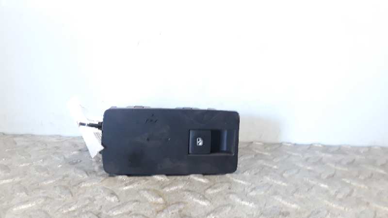 Mando elevalunas delantero derecho A20DTH 13301886 de Opel Insignia a sedán (g09) 2008-2017 131 CV con 1 km