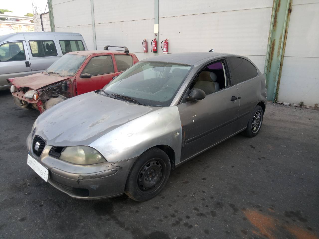 SEAT Ibiza 3 generation (2002-2008) Priekšējais labais lukturis 6L1941752M 25427535