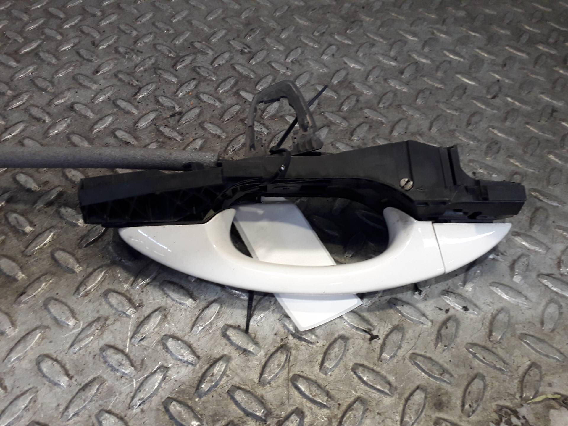 SEAT Leon 3 generation (2012-2020) Front Right Door Exterior Handle 5N0837017E 23364221