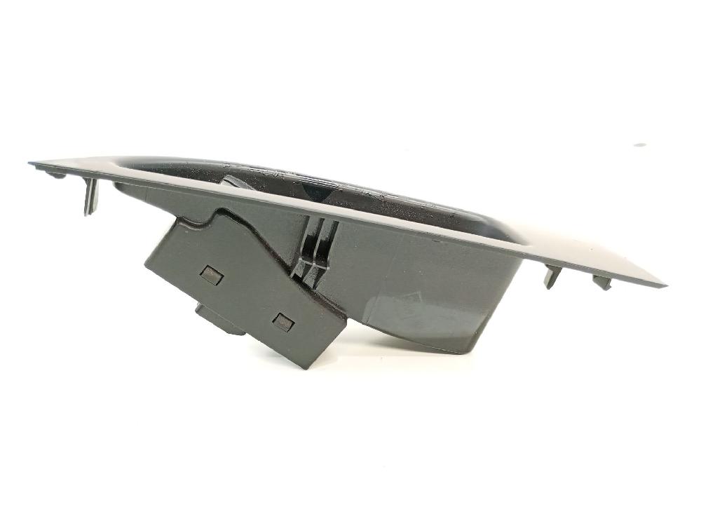 Mando elevalunas trasero izquierdo B 16 DTL 13301888 de Opel Astra j (p10) 2009-2015 110 CV con 148683 km - pieza usada