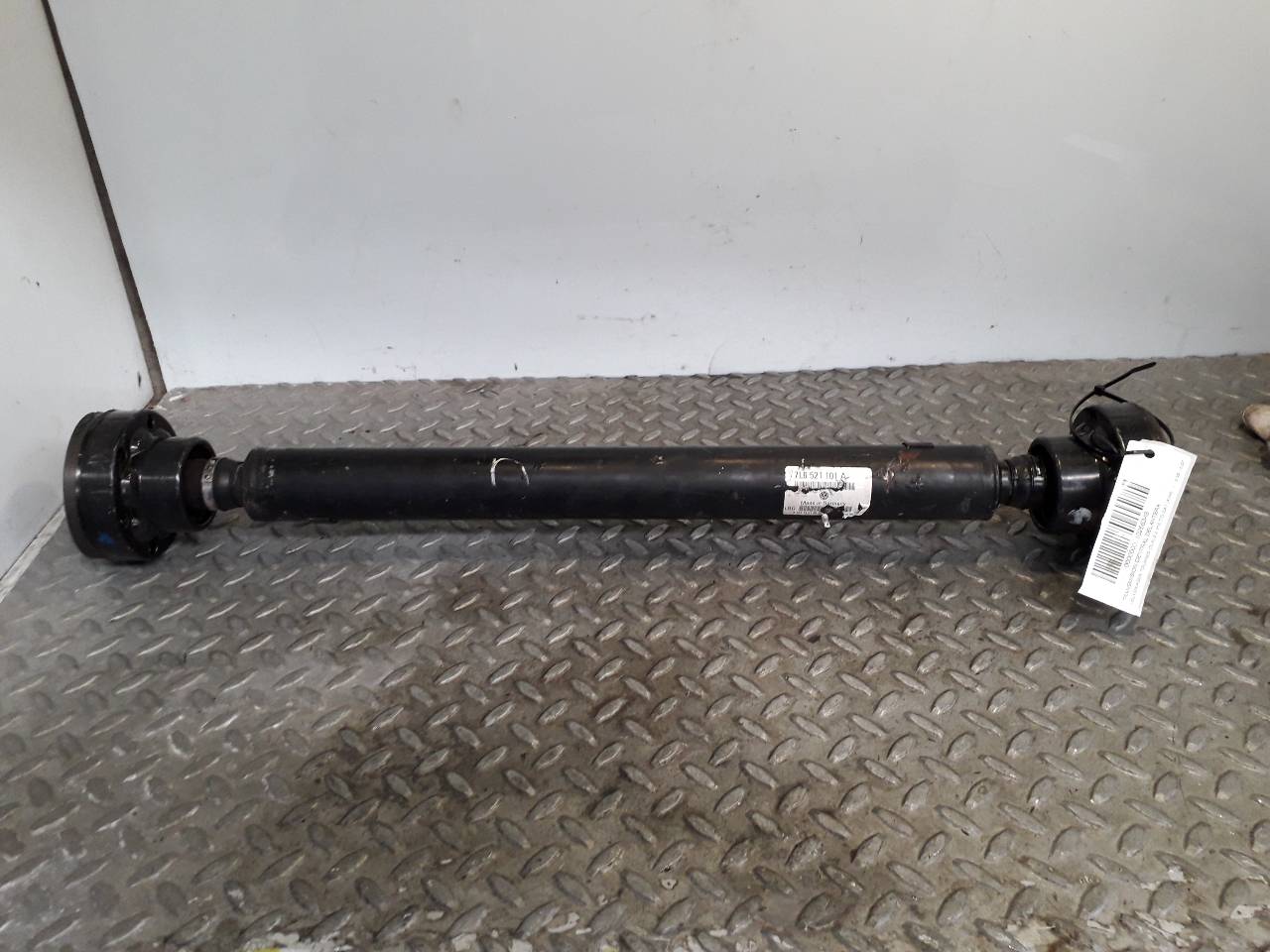 VOLKSWAGEN Touareg 1 generation (2002-2010) Kardanaksel fremre del 7L6521101A 23702951