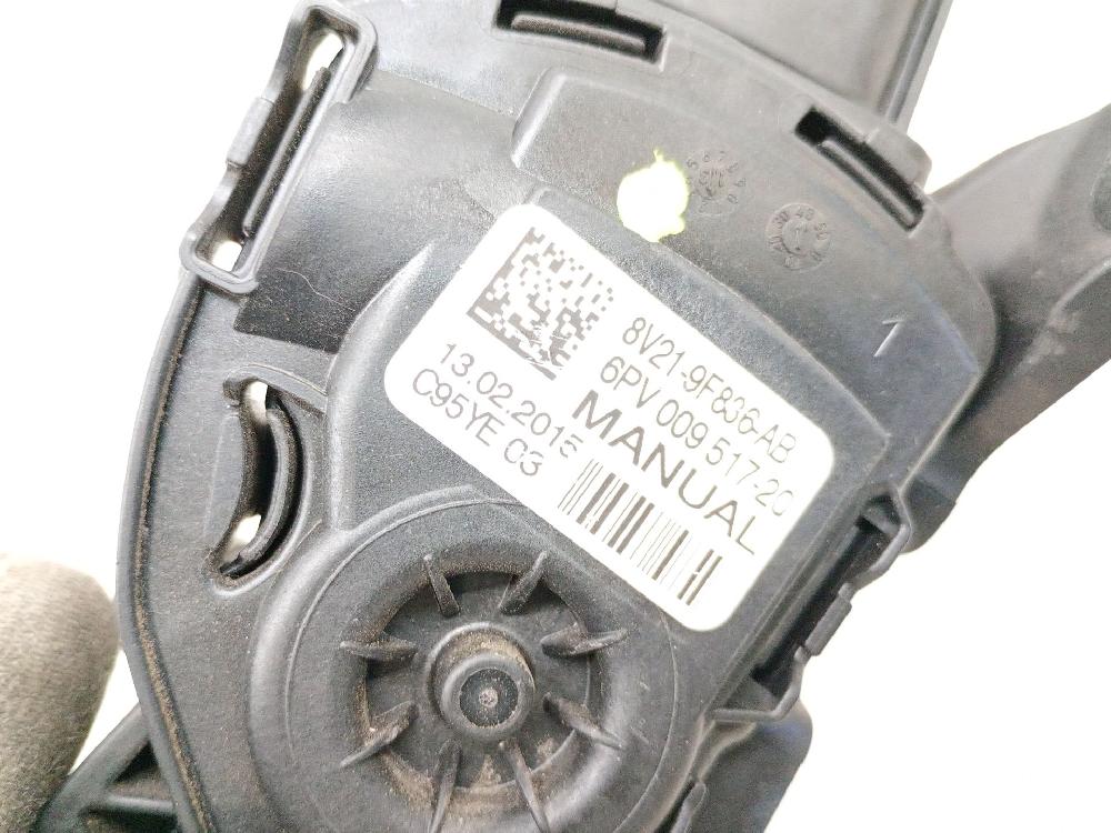 Potenciometro UGJC,XUJA,XUJB 8V219F836AB de Ford Fiesta vi (cb1, ccn) 2008-0 75 CV con 219834 km - pieza usada
