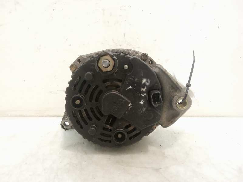 Alternador F9Q A7 7700431943 de Renault Megane i classic (la0/1_) 1997-2001 98 CV con 1 km - pieza usada