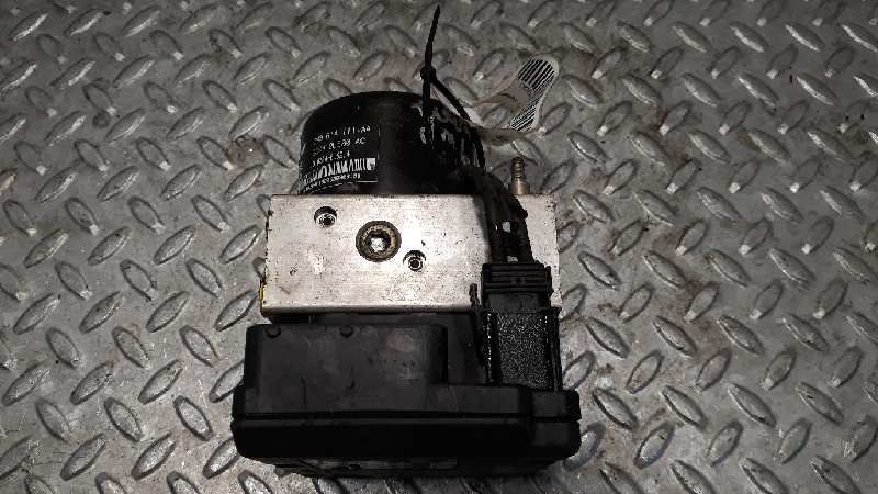 SEAT Alhambra 1 generation (1996-2010) ABS Pump 7M0614111AA 18509197